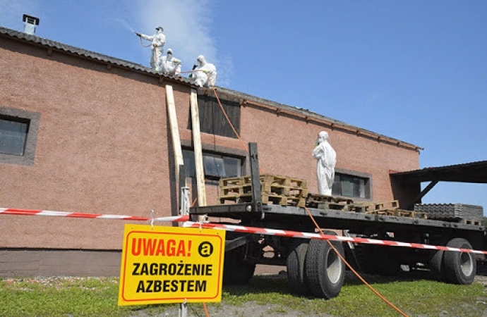 {Wojewódzki Fundusz Ochrony Środowiska i Gospodarki Wodnej w Olsztynie rozpoczął tegoroczną edycję dotowania usuwania azbestu.}